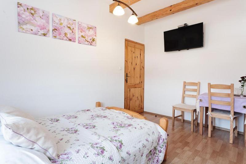 Karczma Maciejowka Hotel Czajowice ภายนอก รูปภาพ